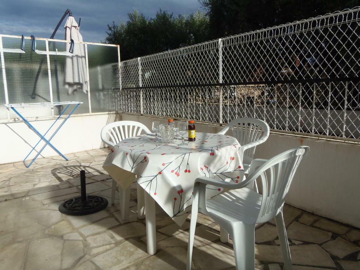 Joli Studio Calme Avec Terrasse Apartment Nice Exterior photo